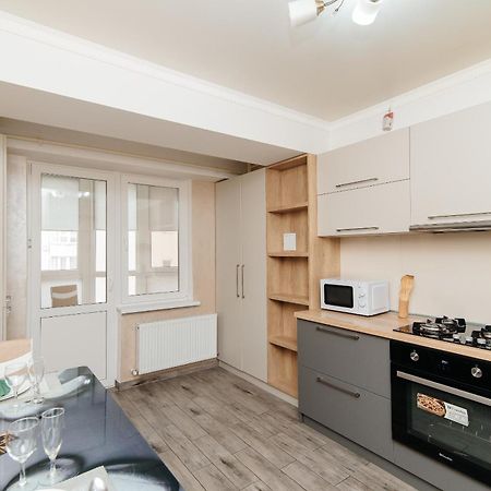 Luxrent Apartment Chisinau Luaran gambar